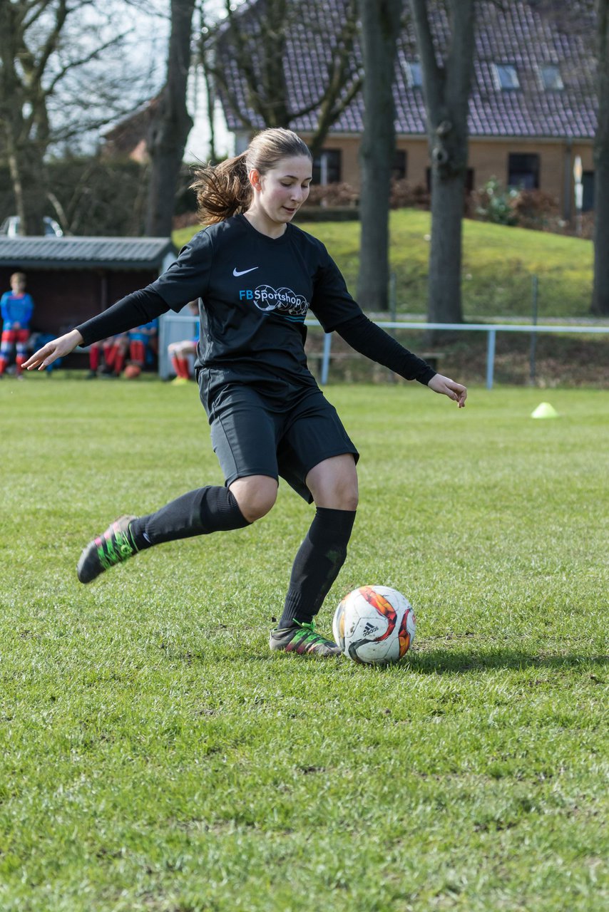 Bild 122 - C-Juniorinnen SV Steinhorst/Labenz - TSV Friedrichsberg-Busdorf : Ergebnis: 5:0